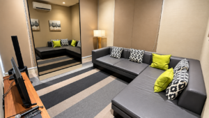 Mandani Bay Suites - Amenity - Karaoke Room